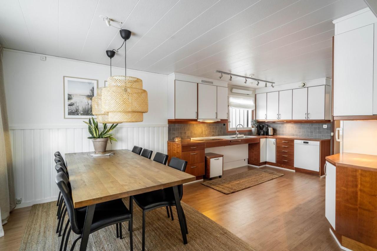 Spacious Villa Located In Beautiful High Coast Domsjo Exterior foto
